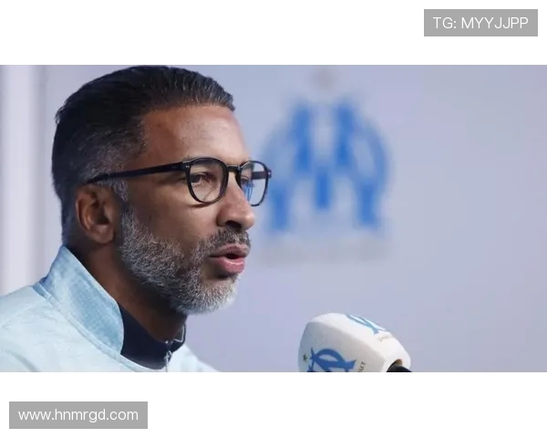 丰塞卡:若我执教法国队会毫不迟疑地征召托利索,但我尊重德尚 丰塞卡:若我执教法国队会毫不迟疑地征召托利索,但我尊重德尚