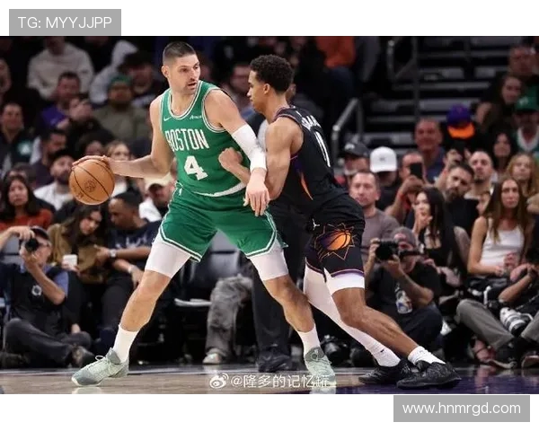 布朗强调武切维奇需提升果断性与攻击性以助球队更好磨合